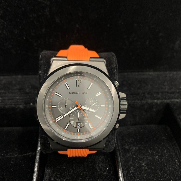 Michael kors watch - Picture 2 of 5